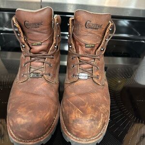 Chippewa Men's Distressed Brown Leather Boots